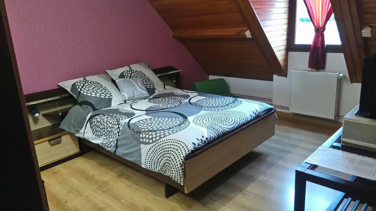 Le Tilleul Hotel Niherne Buitenkant foto